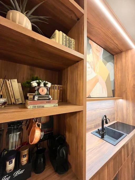 Littlehouse- Entire Property For Maximum 4 People 부쿠레슈티 외부 사진